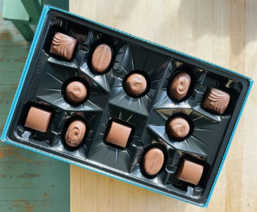 Small Chocolate Box – NEIL'S FLOWERS AND GREENHOUSES, Kingston ON