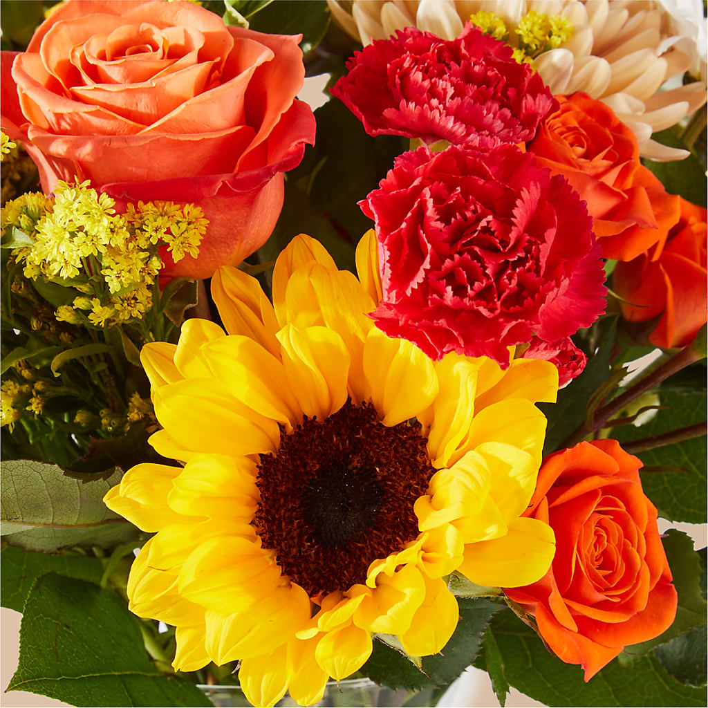 Sweater Season - A Florist Original – NEIL'S FLOWERS AND GREENHOUSES, Kingston ON