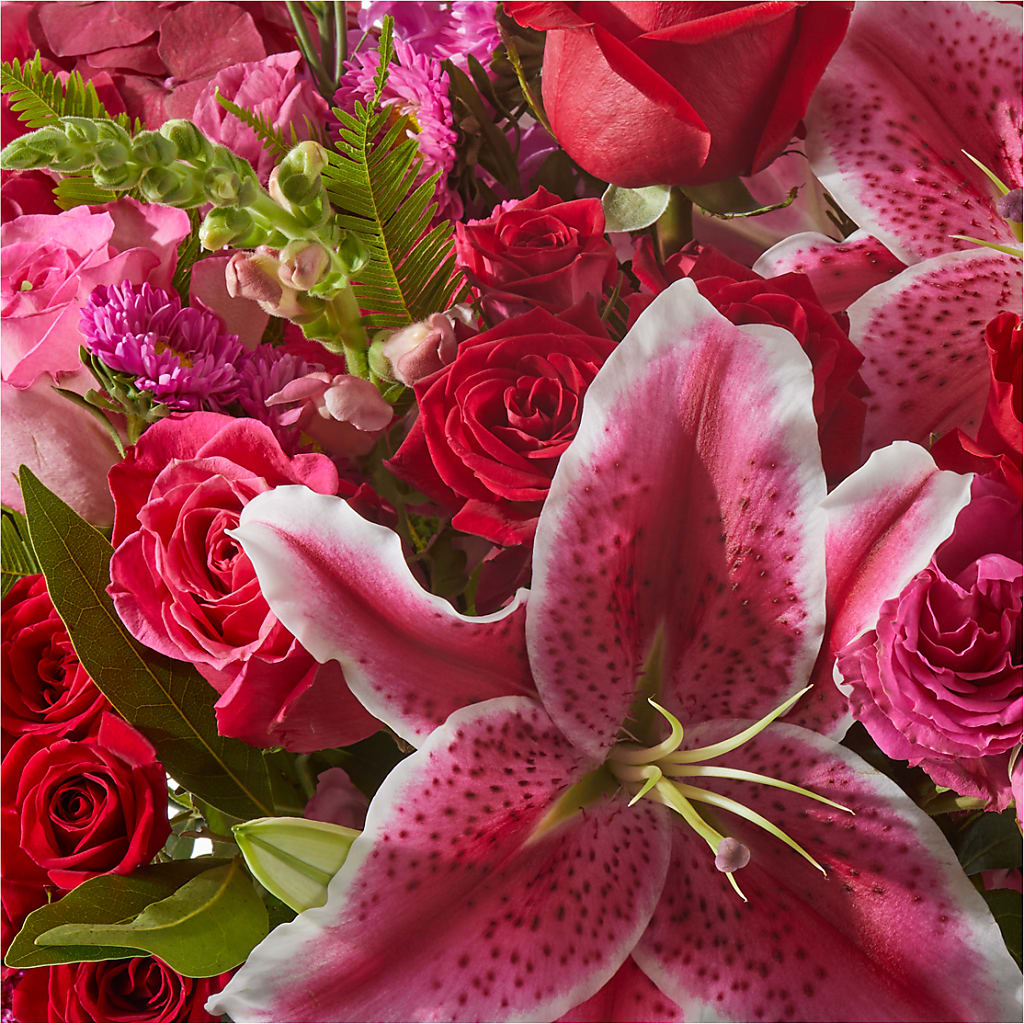 Better Together - A Luxury Florist Original – NEIL'S FLOWERS AND GREENHOUSES, Kingston ON