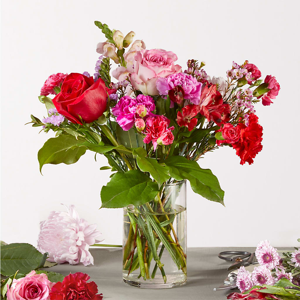 Regal Jewel – A Florist Original – NEIL'S FLOWERS AND GREENHOUSES, Kingston ON