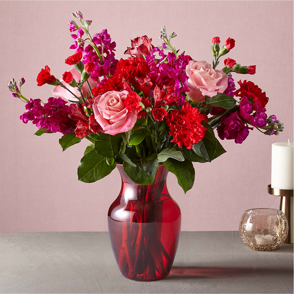 Cupid's Crush Bouquet – NEIL'S FLOWERS AND GREENHOUSES, Kingston ON