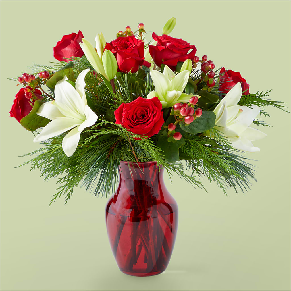 Evergreen Delight Bouquet – NEIL'S FLOWERS AND GREENHOUSES, Kingston ON