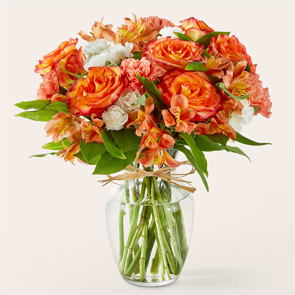 Apricot Glow Bouquet – NEIL'S FLOWERS AND GREENHOUSES, Kingston ON