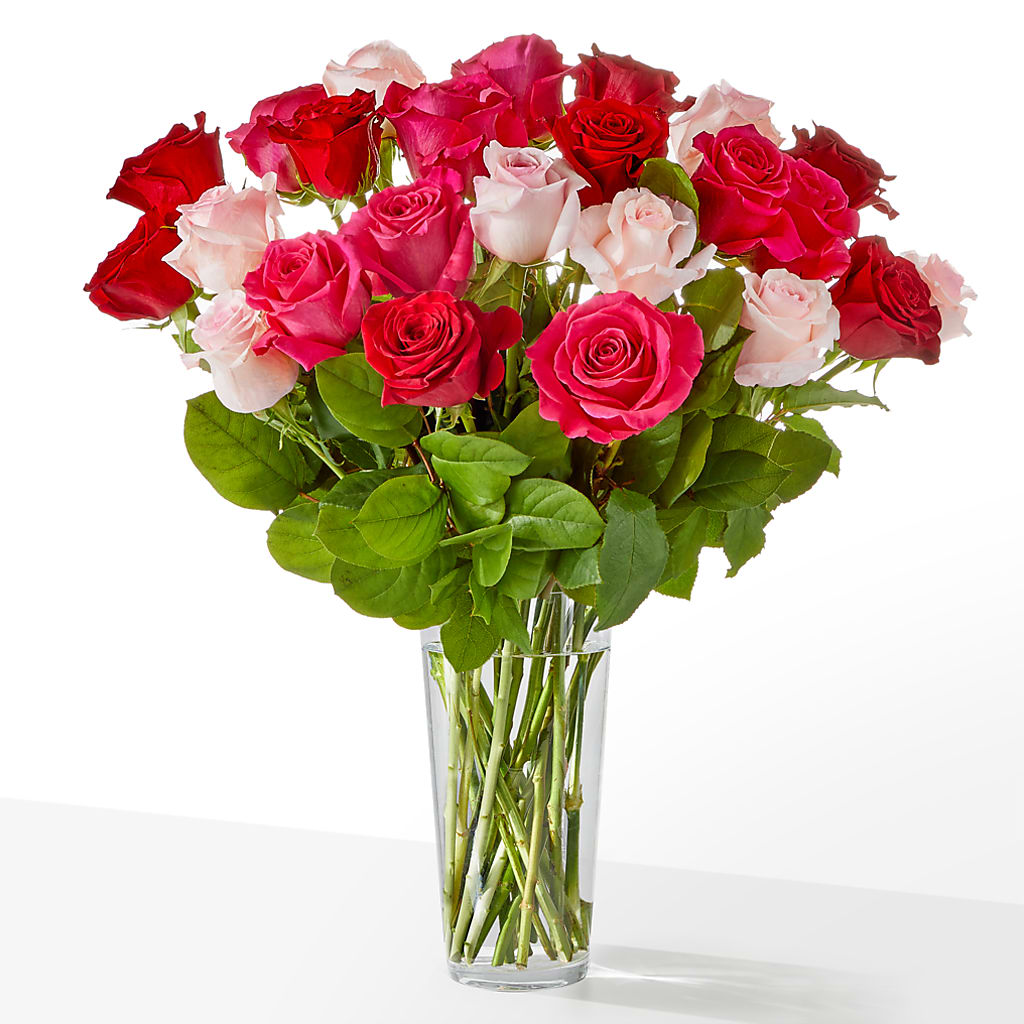 Charming Rose Bouquet – NEIL'S FLOWERS AND GREENHOUSES, Kingston ON