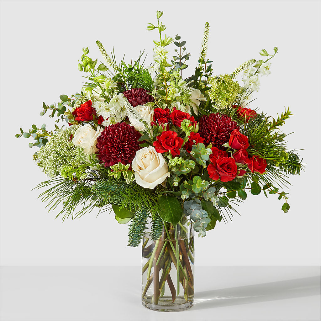 Favorite Traditions Bouquet – NEIL'S FLOWERS AND GREENHOUSES, Kingston ON