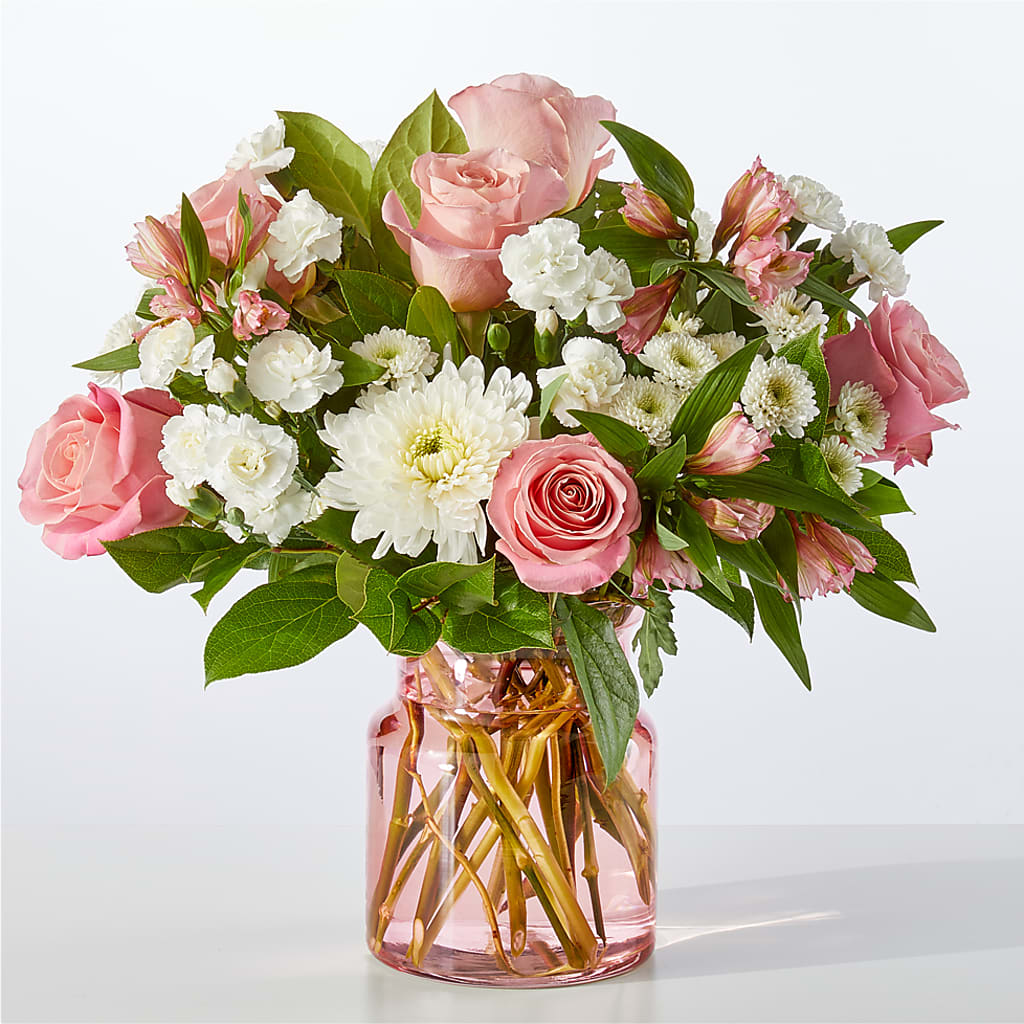 Infatuated Bouquet – NEIL'S FLOWERS AND GREENHOUSES, Kingston ON