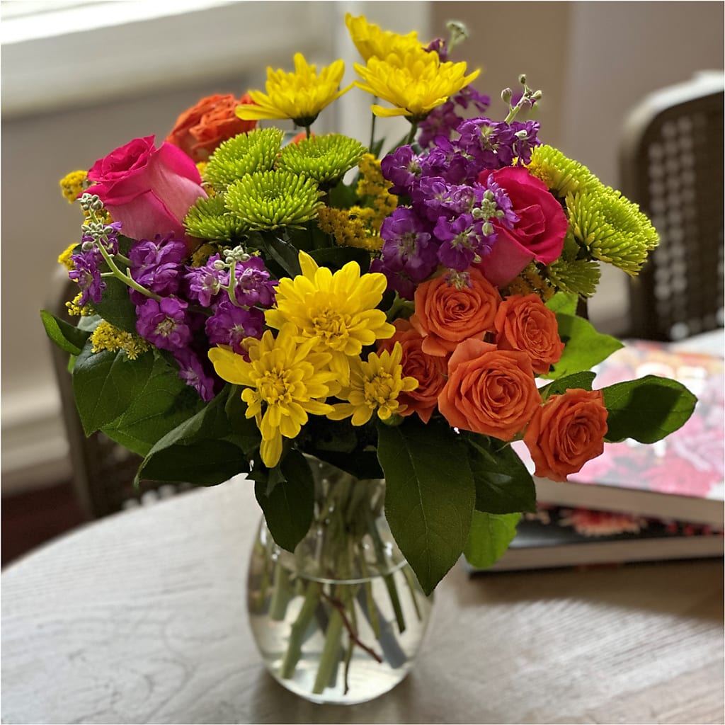 Bold & Bright – A Florist Original – NEIL'S FLOWERS, Kingston ON