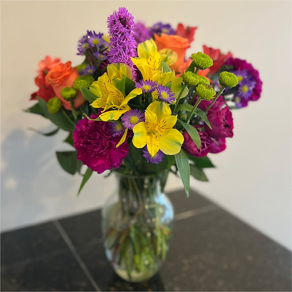 Bold & Bright – A Florist Original – NEIL'S FLOWERS, Kingston ON