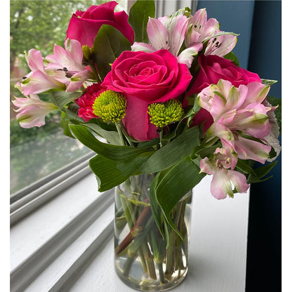 Sweet & Pretty Bouquet – NEIL'S FLOWERS, Kingston ON