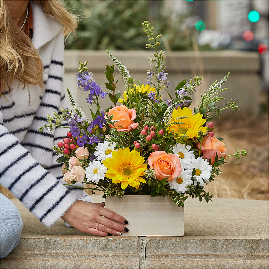 The Good Life Bouquet – NEIL'S FLOWERS AND GREENHOUSES, Kingston ON