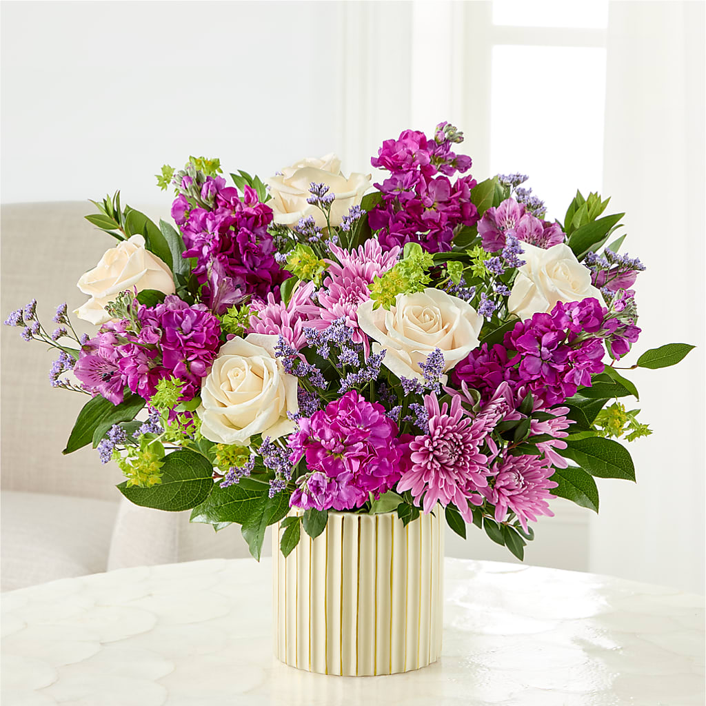 The Boutique Bouquet – NEIL'S FLOWERS AND GREENHOUSES, Kingston ON