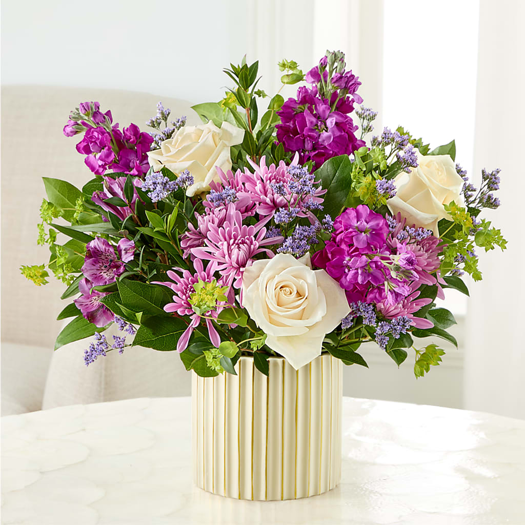The Boutique Bouquet – NEIL'S FLOWERS AND GREENHOUSES, Kingston ON