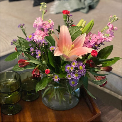 Romantique Bouquet – NEIL'S FLOWERS AND GREENHOUSES, Kingston ON