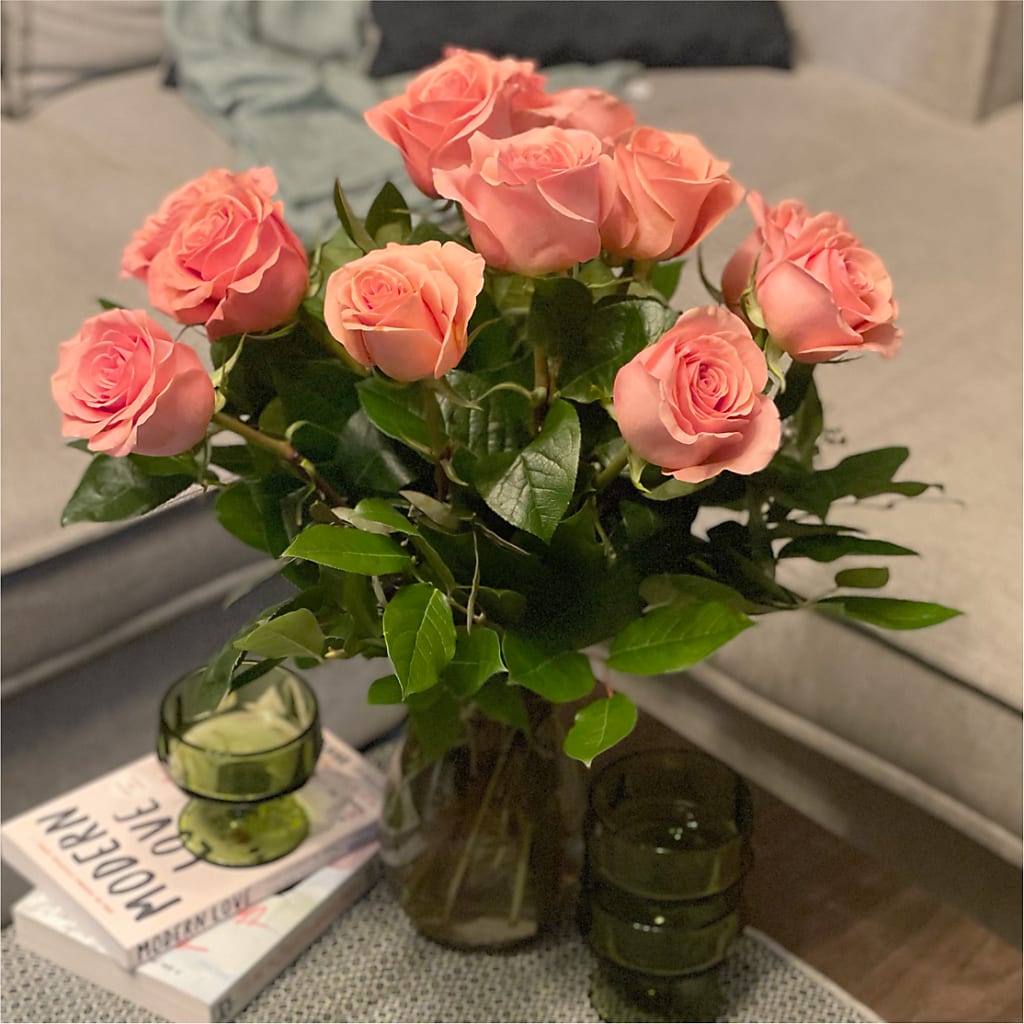 Long Stem Pink Rose Bouquet – NEIL'S FLOWERS AND GREENHOUSES, Kingston ON