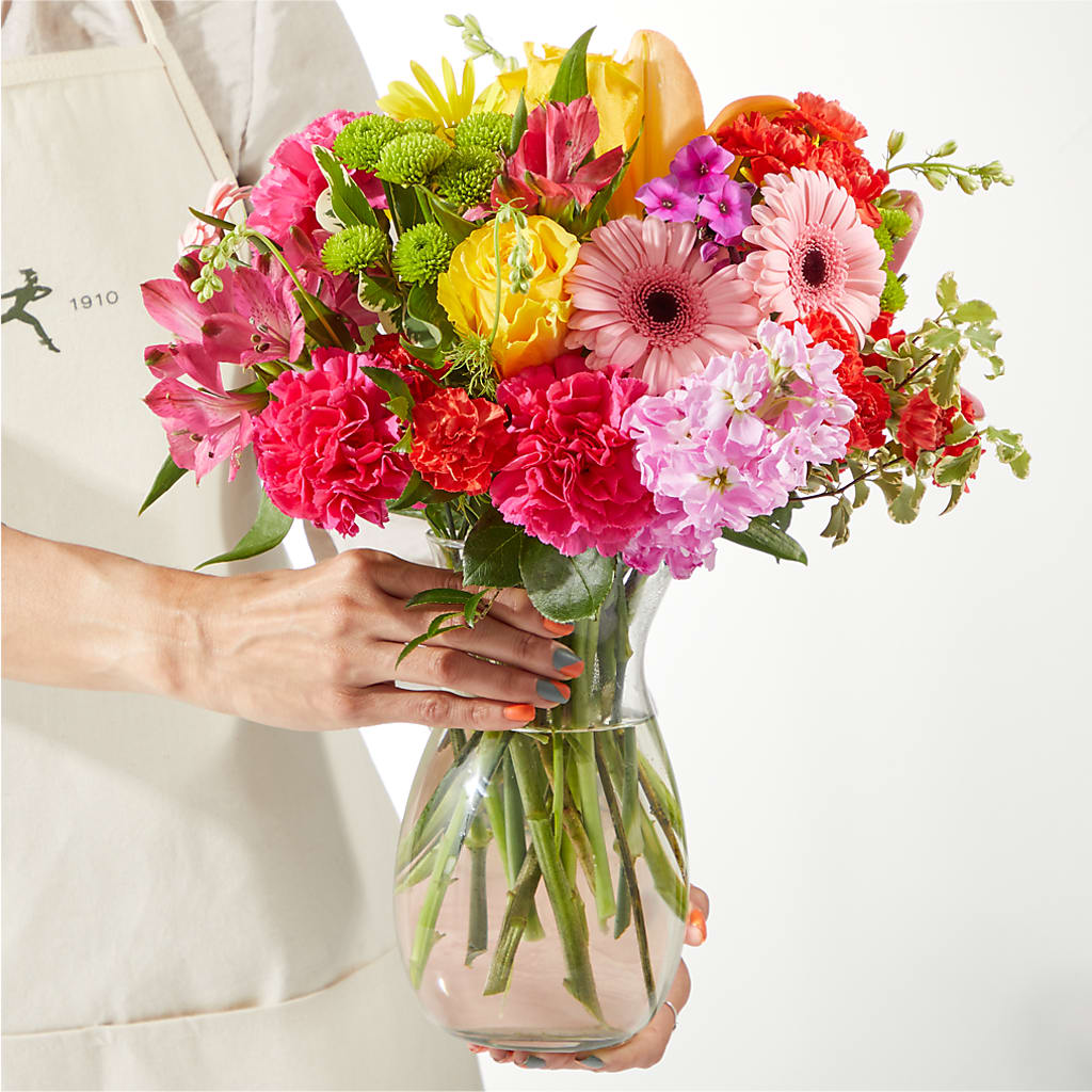 Cue the Confetti - A Florist Original – NEIL'S FLOWERS AND GREENHOUSES, Kingston ON