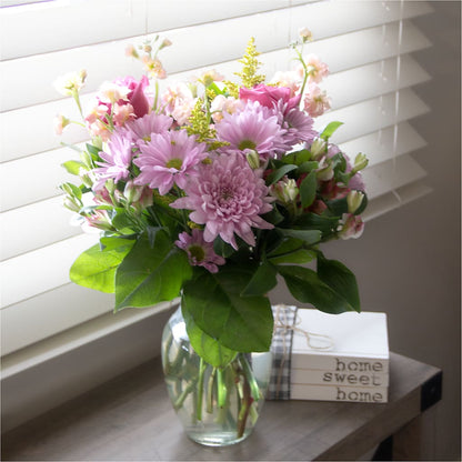 Pastel Tradition - A Florist Original – NEIL'S FLOWERS AND GREENHOUSES, Kingston ON