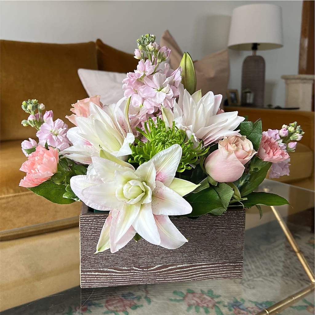 Beautiful Spirit Basket – NEIL'S FLOWERS AND GREENHOUSES, Kingston ON