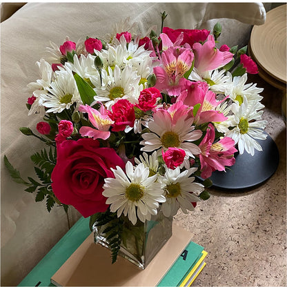 Sweet Surprises® Bouquet – NEIL'S FLOWERS AND GREENHOUSES, Kingston ON
