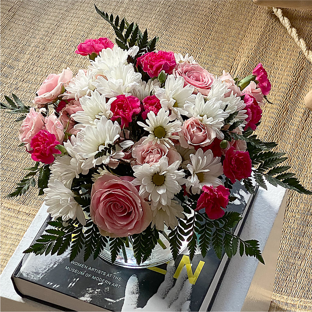 Sweet Surprises® Bouquet – NEIL'S FLOWERS AND GREENHOUSES, Kingston ON