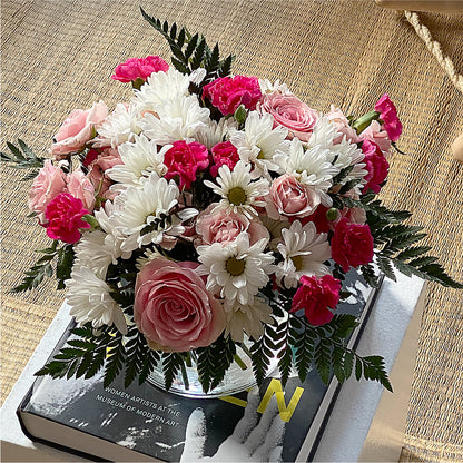 Sweet Surprises® Bouquet – NEIL'S FLOWERS AND GREENHOUSES, Kingston ON