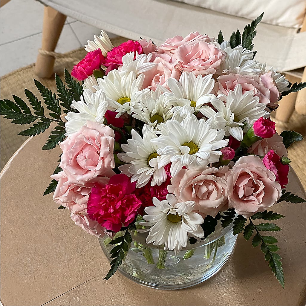 Sweet Surprises® Bouquet – NEIL'S FLOWERS AND GREENHOUSES, Kingston ON
