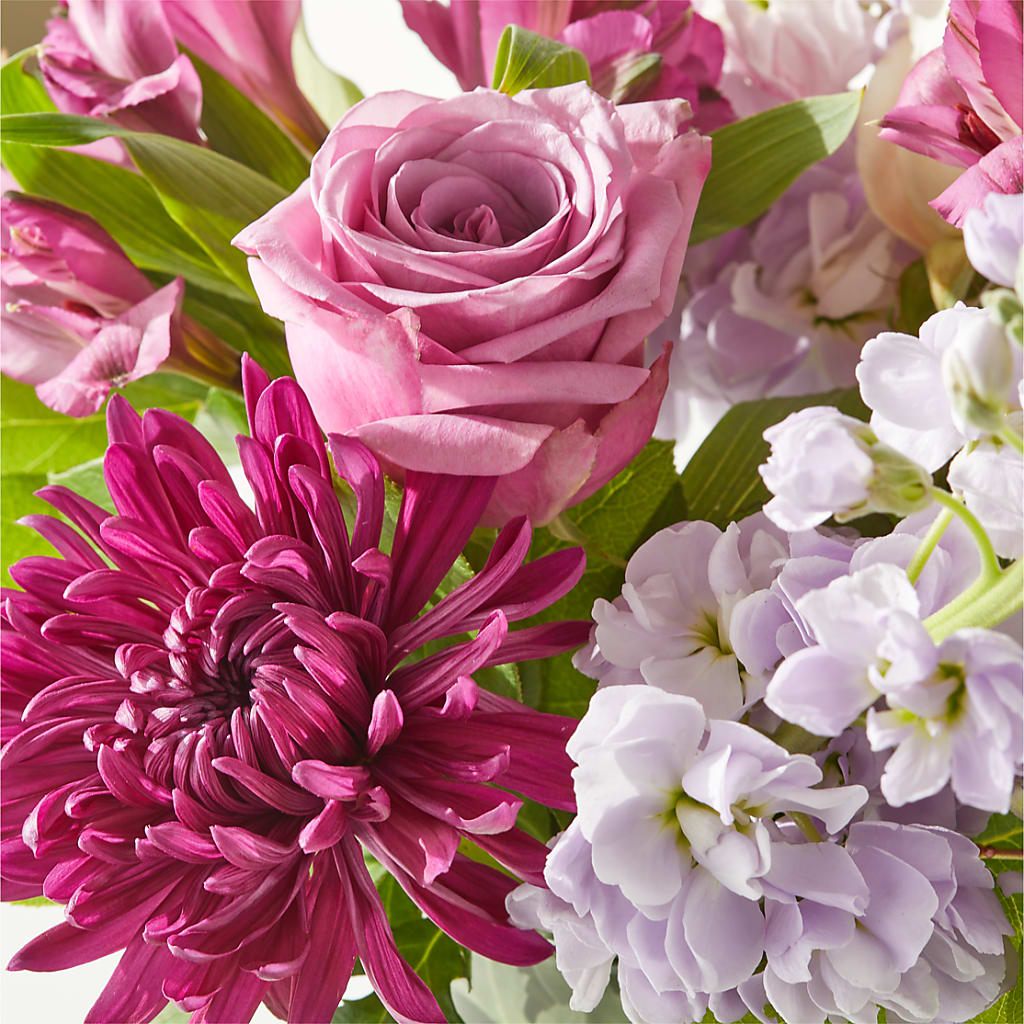 Amethyst Dreams Bouquet – NEIL'S FLOWERS AND GREENHOUSES, Kingston ON