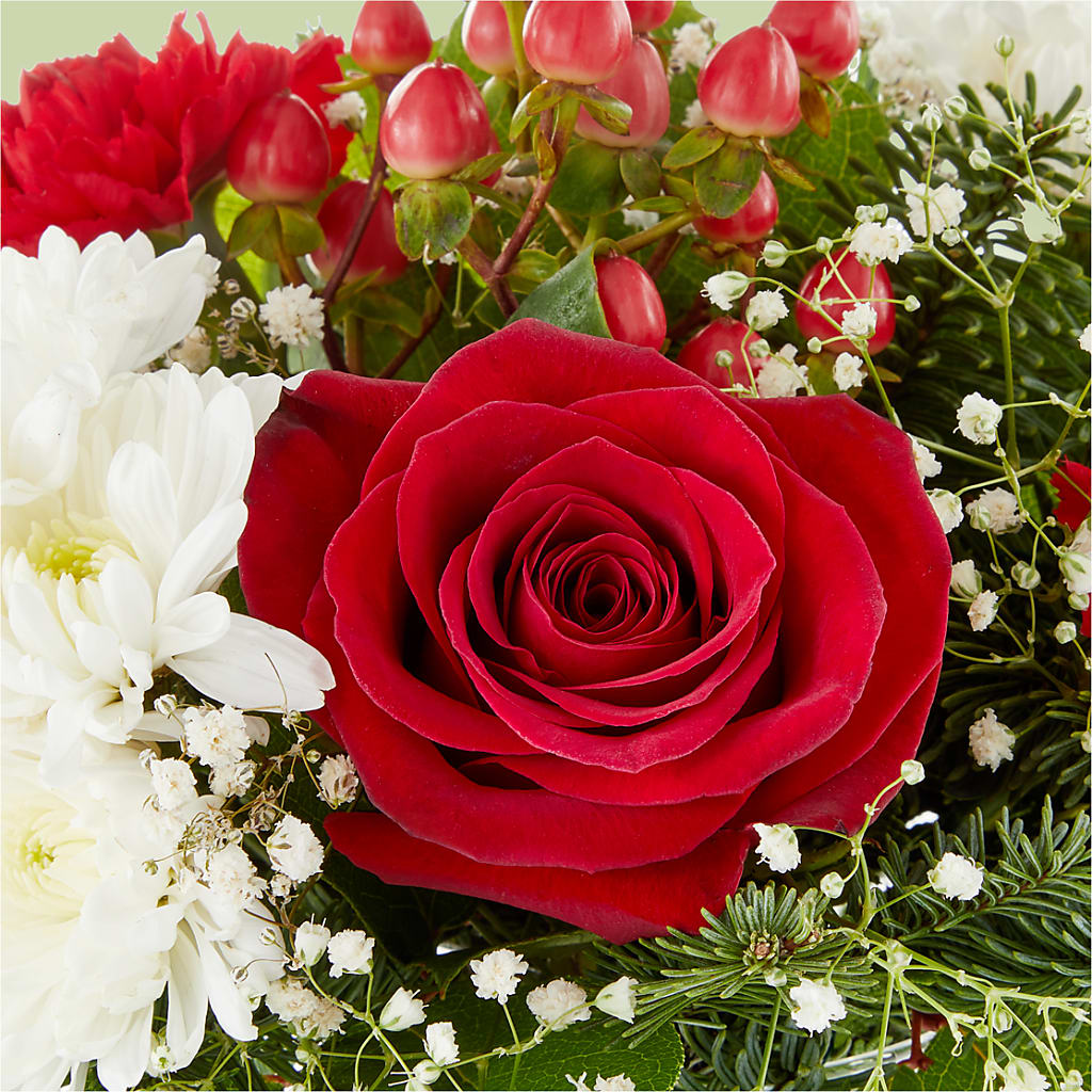 Chance of Flurries Bouquet – NEIL'S FLOWERS AND GREENHOUSES, Kingston ON