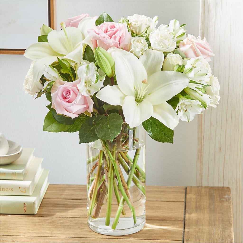 Kindhearted Bouquet – NEIL'S FLOWERS AND GREENHOUSES, Kingston ON