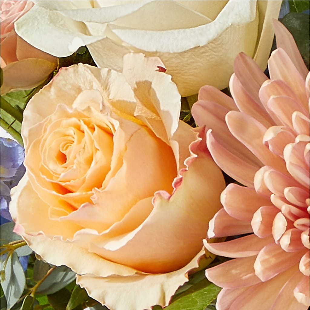 Inspired Bouquet – NEIL'S FLOWERS AND GREENHOUSES, Kingston ON